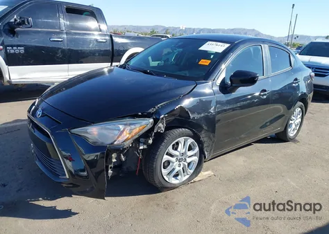 2017 Toyota Yaris Ia из США, поврежденный, VIN 3MYDLBYV8HY183171